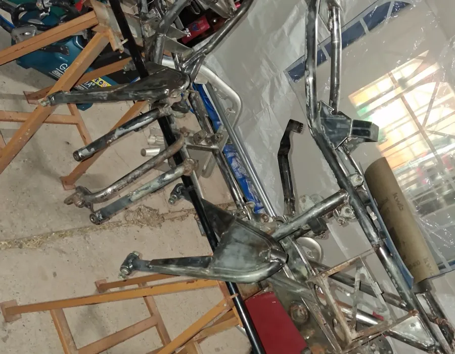 Projekt "QUAD BUILD" Grundierung drauf - Entchen übernimmt! – Bild 1